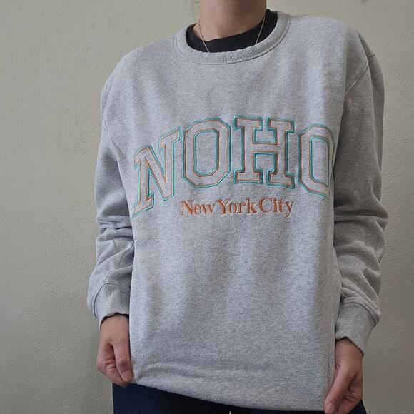 NOHO Pullover - Picture 2 of 6